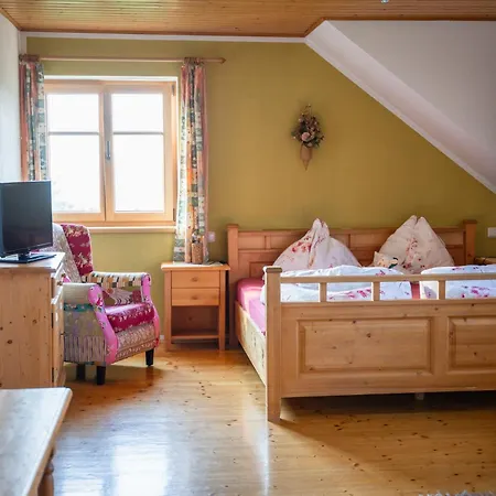 Landhaus Singerskogel - Und Jausnstub'n Spital Am Pyhrn