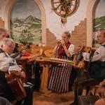 Singerskogel - Und Jausnstub'n * シュピタル・アム・ピュールン